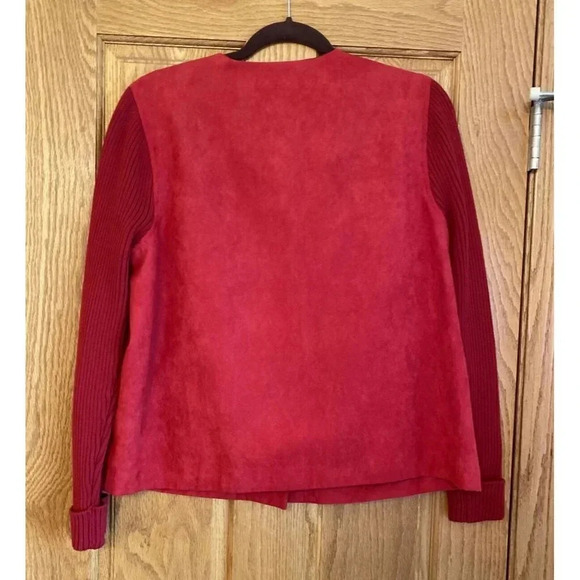 Studio Works Size 12 Red Faux Suede Jacket Knit Sleeves Magnet Closure - Picture 6 of 6